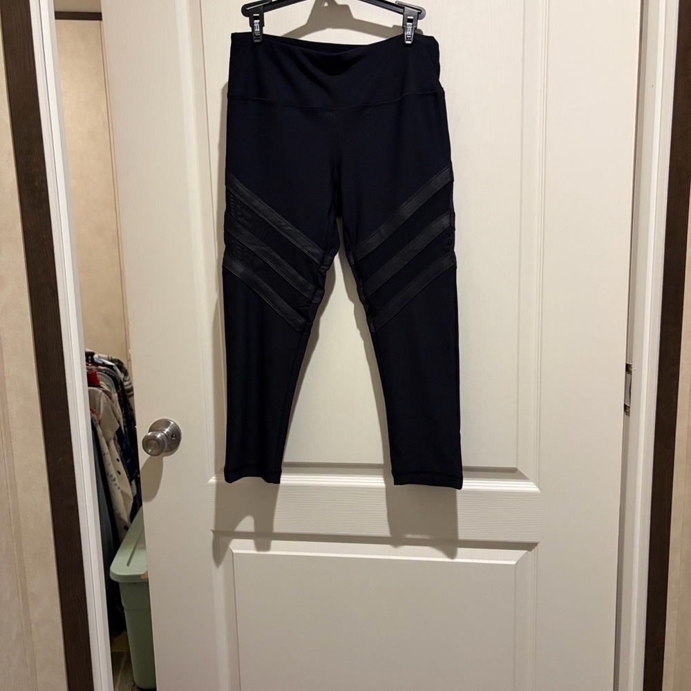 90 Degree By Reflex Black Leggings